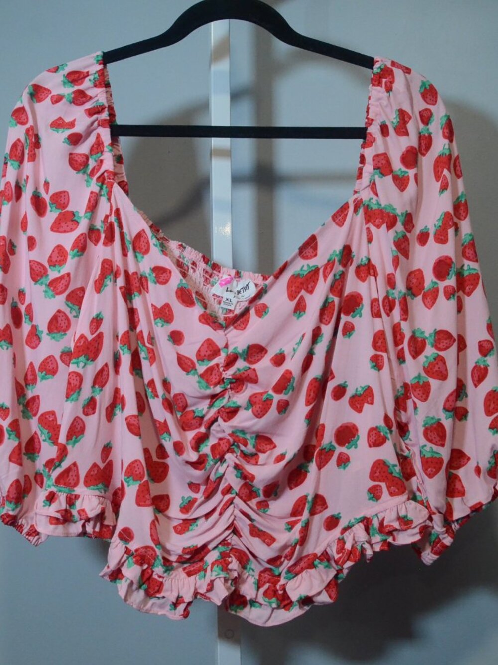 NWT Luv Betsey by Betsey Johnson 2-piece XL Strawberry Pattern Skirt & Blouse - Picture 3 of 6